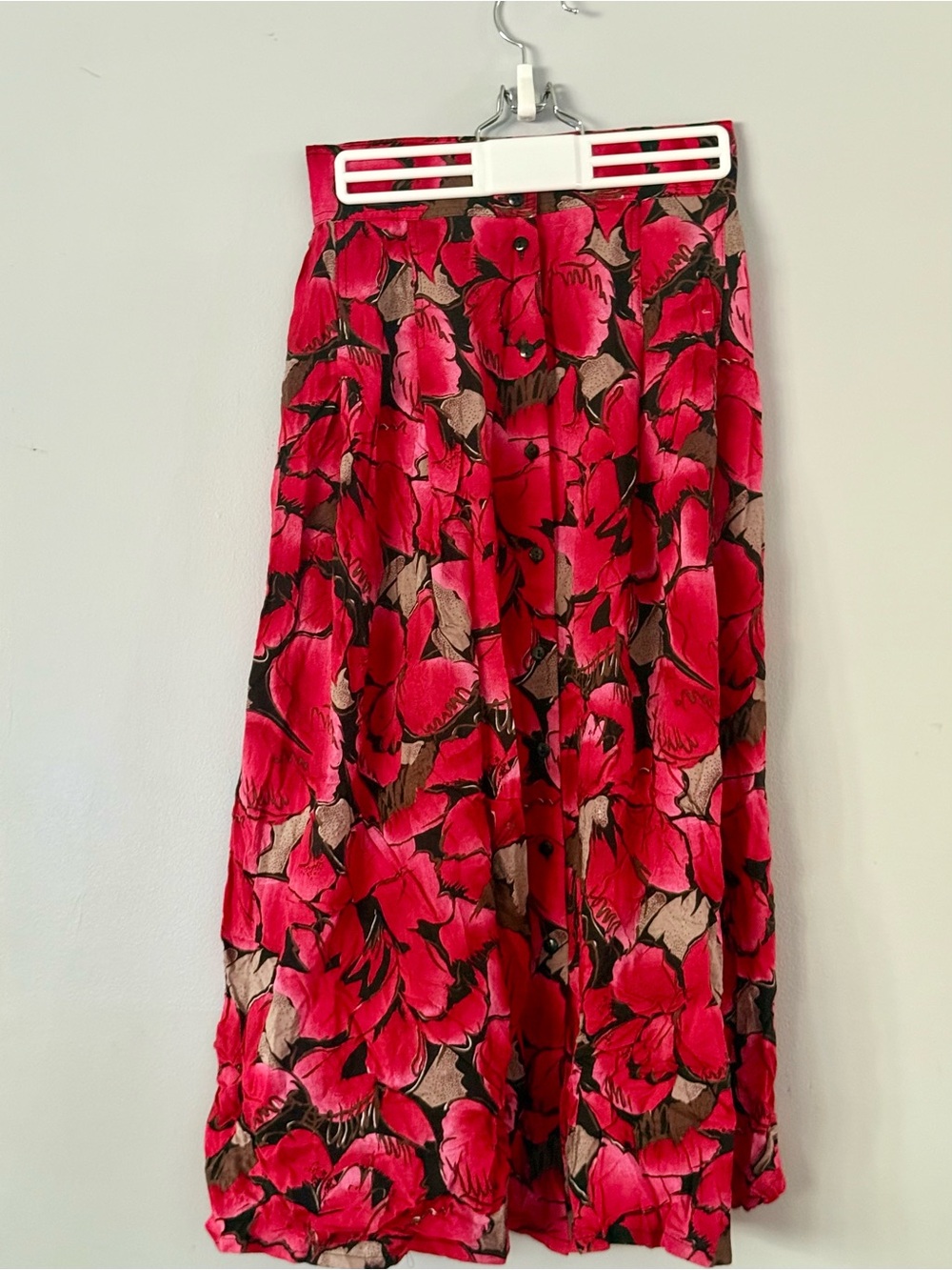 Vintage Truworths Floral Button Front Midi Skirt Red Black Size Small / 34
